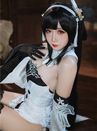 Braised Carbon NO.028 Blue Line Zhenhai White and Black Dress(12)